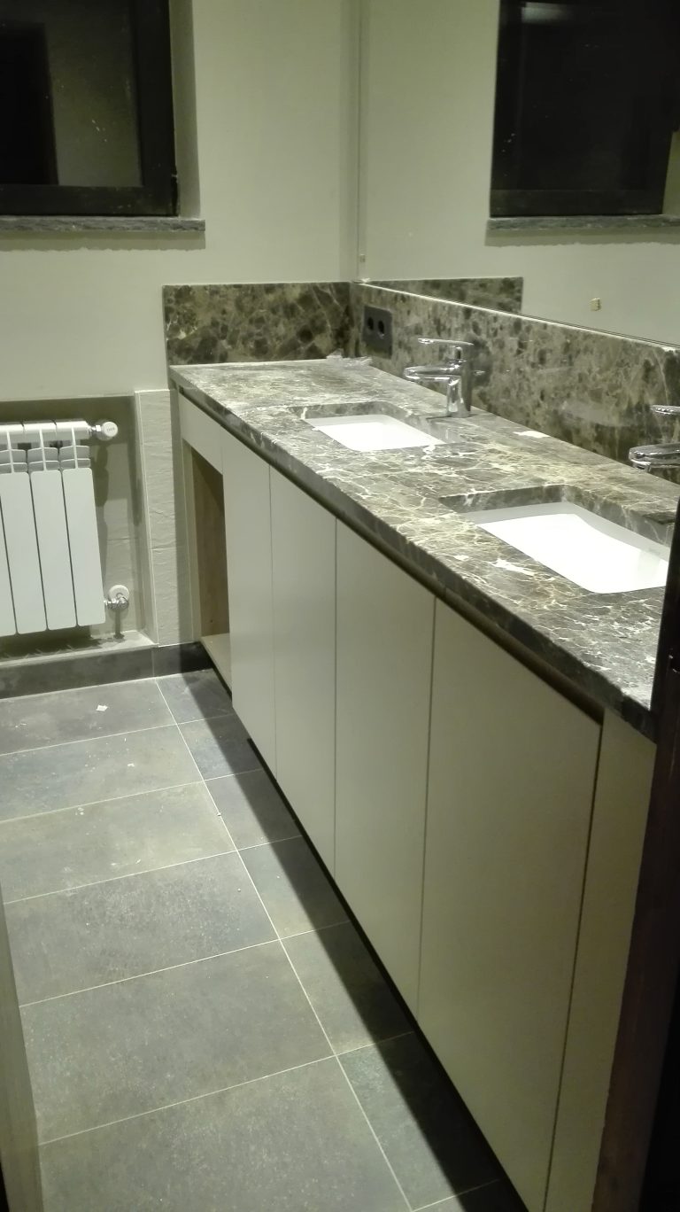 Reforma de baño con 2 picas